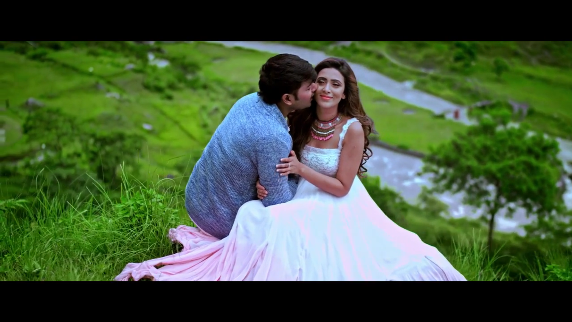 Ami Tomar Hote Chai Movie Download (2016) Bengali WEB-RIP – 480P | 720P | 1080P GDrive & Watch – Action – Flixmet.com